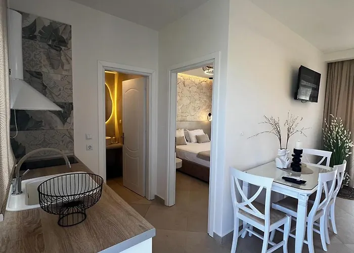 San Giorgio Apartment *